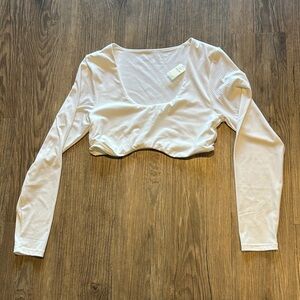 NWT Offline White Top